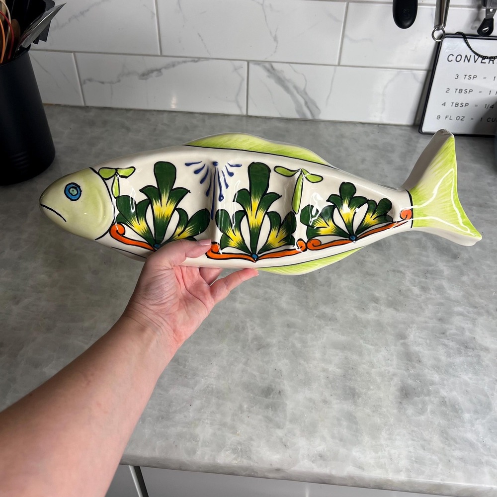 Vintage Hand Painted Fish Dish From Mexico Vibrant Colors - Picture 4 of 7